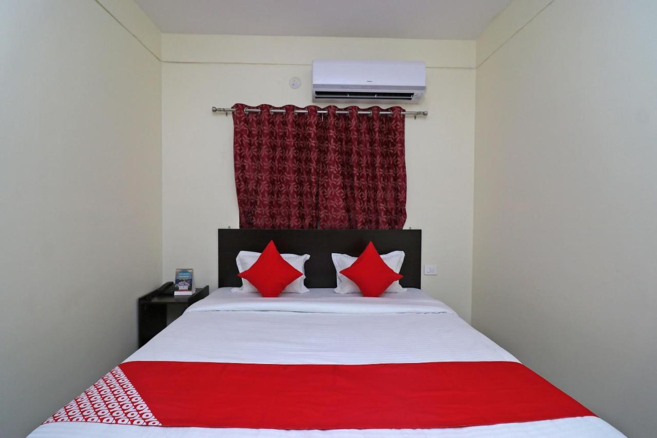 Oyo Hotel Ayush Palace Cuttack Eksteriør billede