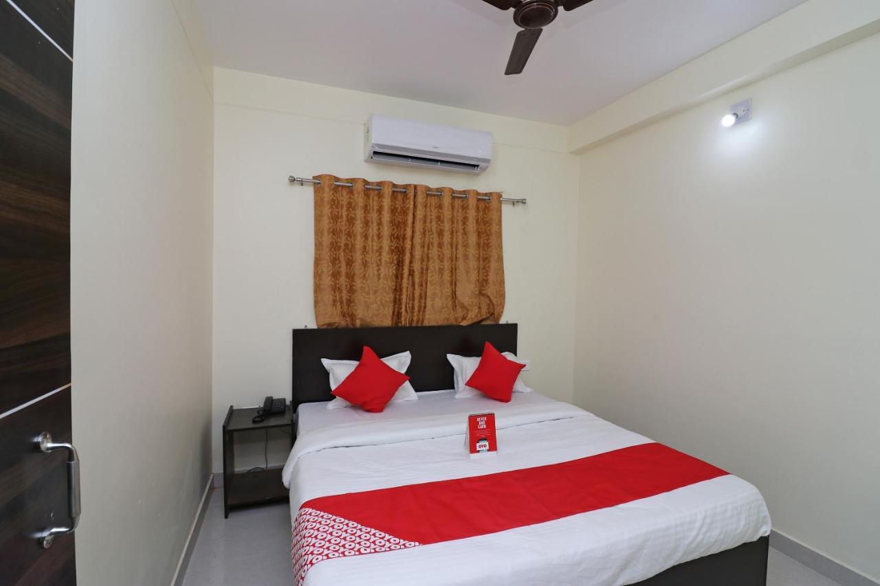 Oyo Hotel Ayush Palace Cuttack Eksteriør billede