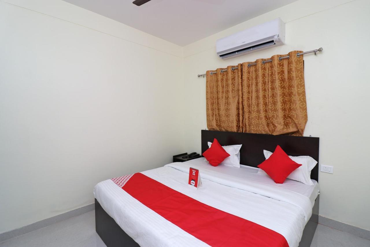 Oyo Hotel Ayush Palace Cuttack Eksteriør billede
