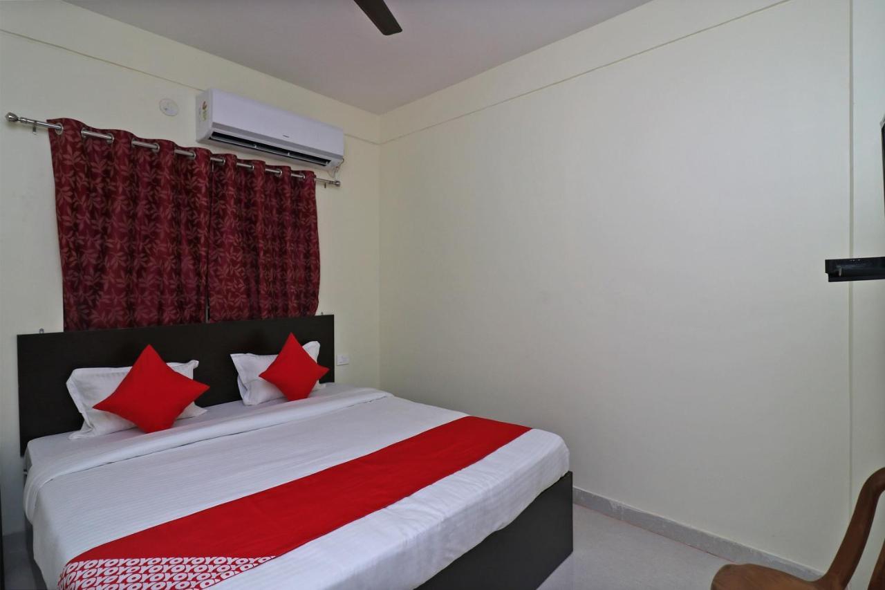 Oyo Hotel Ayush Palace Cuttack Eksteriør billede