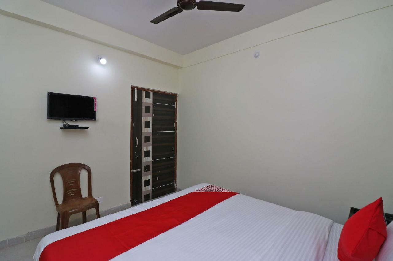 Oyo Hotel Ayush Palace Cuttack Eksteriør billede